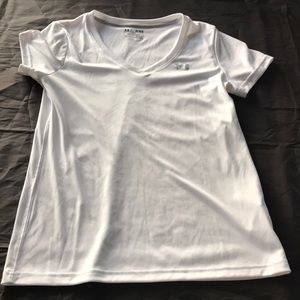 Under armour t shirt